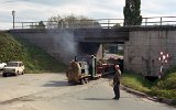 Fr die Bahnunterfhrung an der Zufahrt zur Ziegelei Dbica gab es auch eine Ampelanlage fr den Straenverkehr. (30.09.1999)