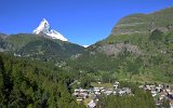 Blick vom Findelenbachviadukt auf Zermatt und Matterhorn am 16.07.2016.